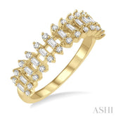 1/2 Ctw Twin Face Bar Row Baguette and Round Cut Diamond Fashion Band in 14K Yellow Gold