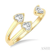 1/2 Ctw Split Triple Heart Diamond Open Fashion Ring in 14K Yellow Gold