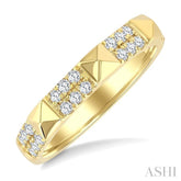 1/4 Ctw Pyramid Accent Round Cut Diamond Fashion Ring in 10K Yellow Gold