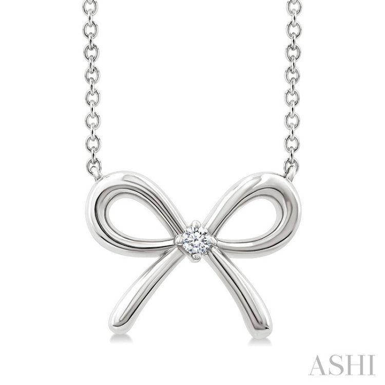 1/50 Ctw Bow Round Cut Diamond Fashion Pendant With Chain in Sterling Silver
