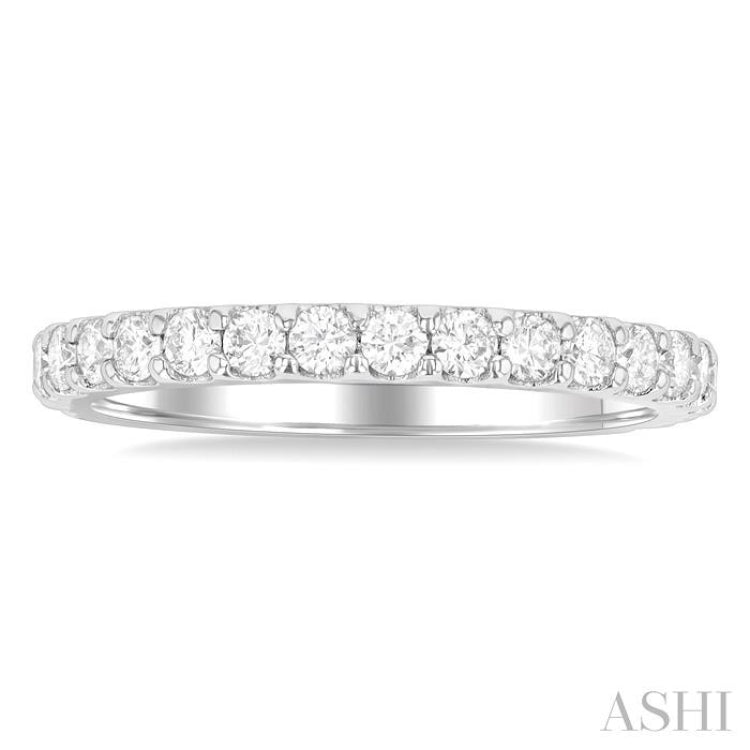 1 Ctw Round Cut Diamond Eternity Wedding Band in 14K White Gold