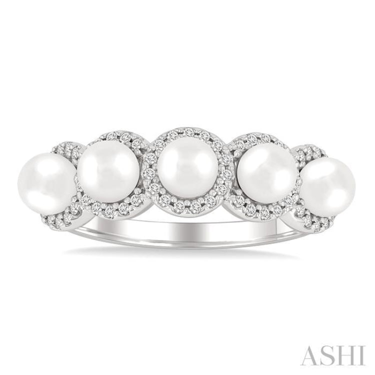 4 MM Round Shape Cultured Pearl and 1/5 Ctw Round Cut Diamond Halo Ring in 14K White Gold