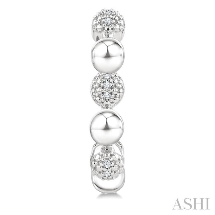 1/10 Ctw Bold Bead Design Round Cut Diamond Fashion Half Hoop Earrings in Sterling Silver