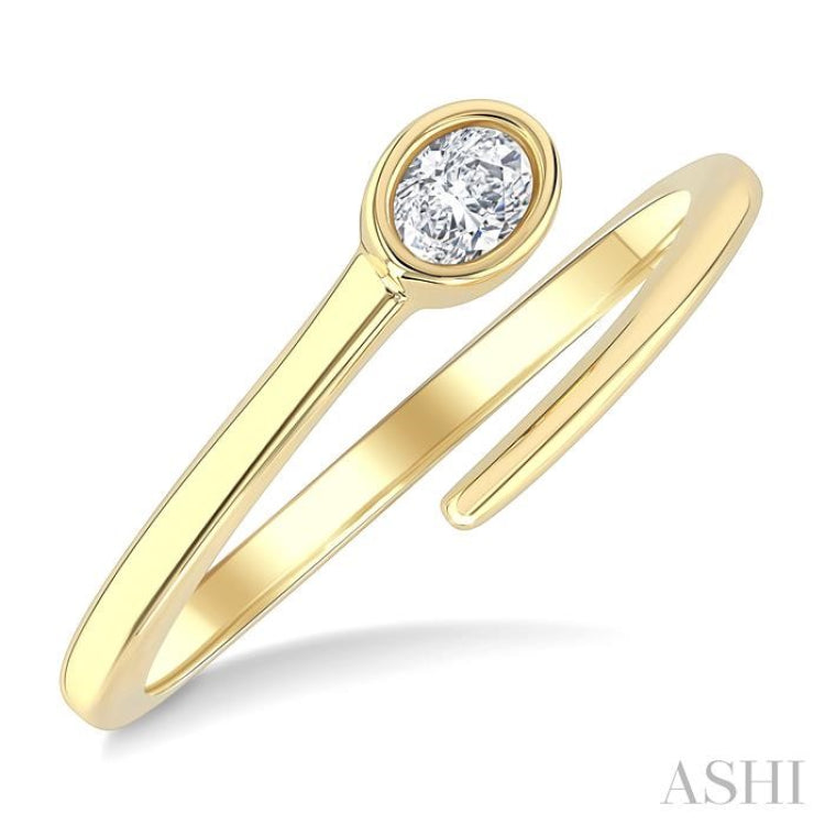 1/6 Ctw Bypass Bezel Set Oval Cut Diamond Open Fashion Ring in 14K Yellow Gold