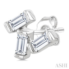 1/5 Ctw Baguette Diamond Petite Fashion Earrings in 10K White Gold