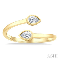 1/5 Ctw Split Single Coil Bezel Set Pear Cut Diamond Open Fashion Ring in 14K Yellow Gold