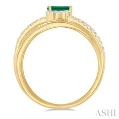 5x3 MM Emerald and 1/4 Ctw Round Cut Diamond Double Criss Cross Lovebright Precious Ring in 10K Yellow and White Gold