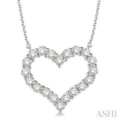 1 Ctw Round Cut Diamond Heart Pendant With Chain in 14K White Gold