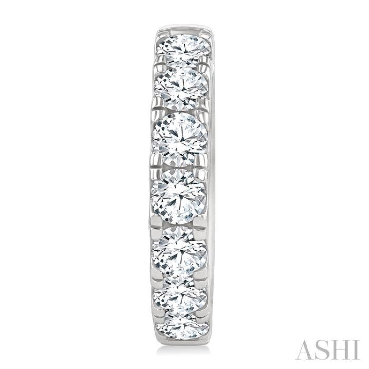 2 1/2 Ctw Round Cut Diamond Hoop Earrings in 14K White gold