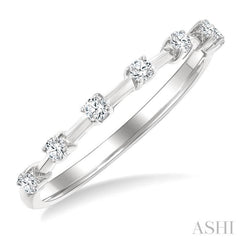 1/5 Ctw Round Cut Diamond Fashion Band in 10K White Gold