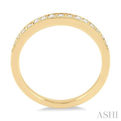 1/4 Ctw Round Cut Diamond Wedding Band in 14K Yellow Gold