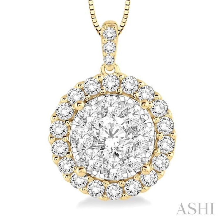 1 Ctw Round Cut Diamond Lovebright Pendant in 14K Yellow and White Gold with Chain