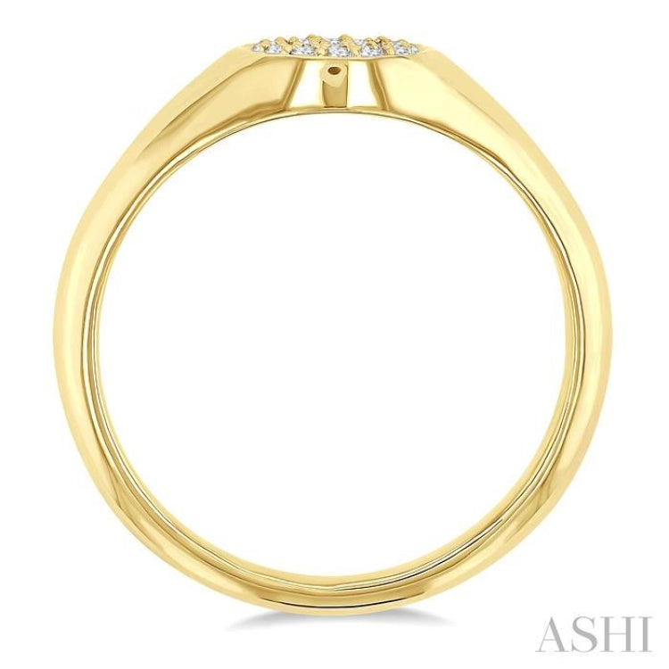 1/10 Ctw Round Signet Round Cut Diamond Stackable Ring in 10K Yellow Gold