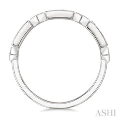 1/10 Ctw Bar & Kite Shaped Mount Link Round Cut Diamond Stackable Fashion Band in 10K White Gold