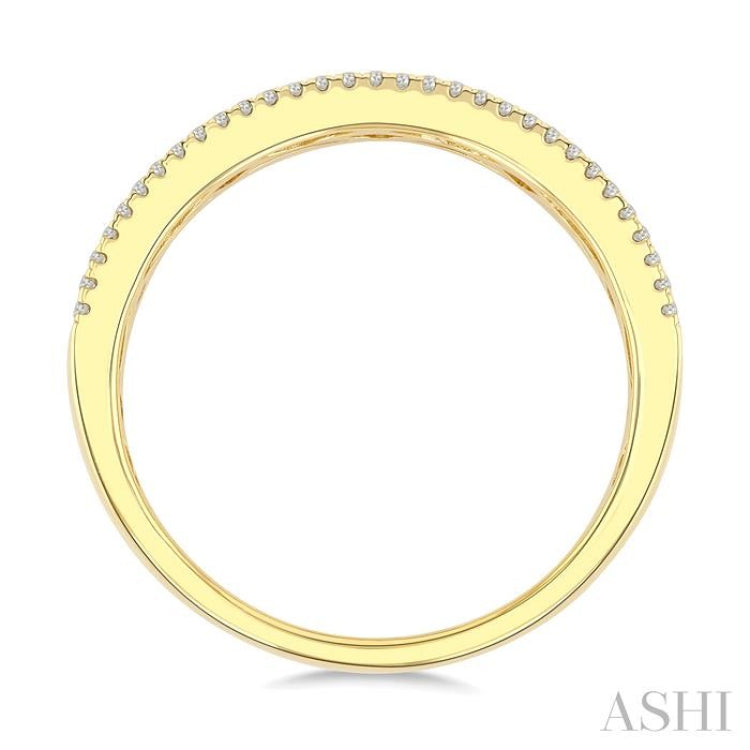 1/3 Ctw Petite Flush Set Round Cut Diamond Fashion Band in 14K Yellow Gold