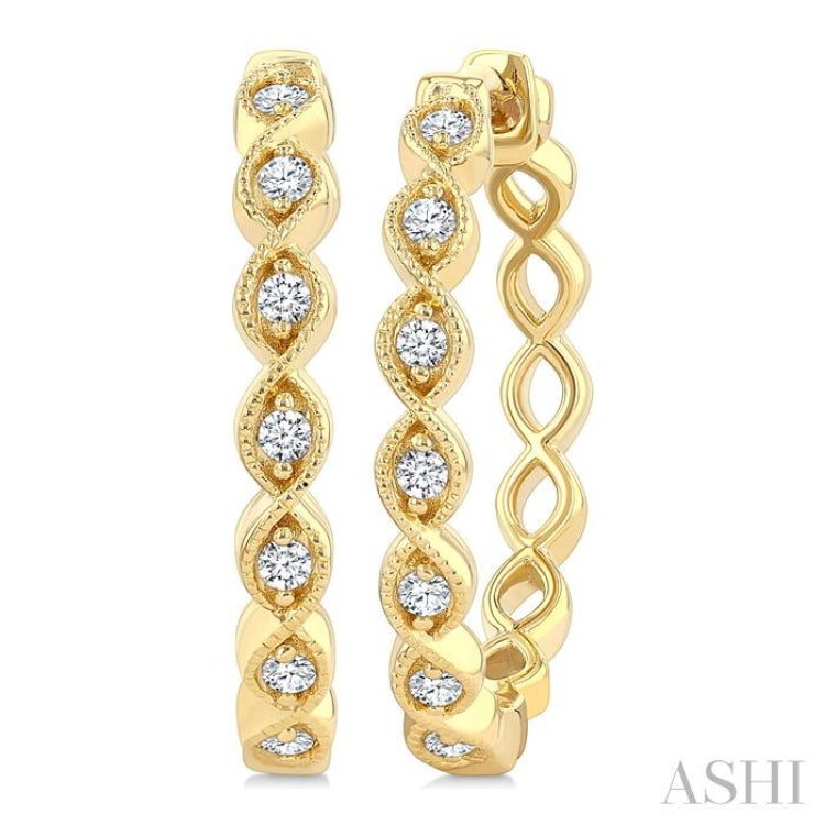 1/6 Ctw Twisted Pattern Round Cut Diamond Fashion Hoop Earring in 10K Yellow Gold