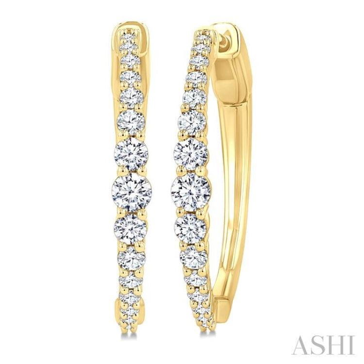 3/4 Ctw Graduated Round Cut Diamond Riviera Hoop Earrings in 14K Yellow Gold