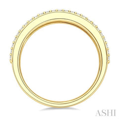3/8 Ctw Twin Row 1.50MM Round Cut Emerald and Round Cut Diamond Border Precious Fashion Band in 14K Yellow Gold