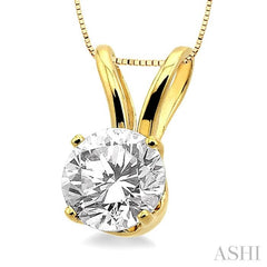 Round Cut Diamond Solitaire Pendant in 14K Yellow Gold with chain