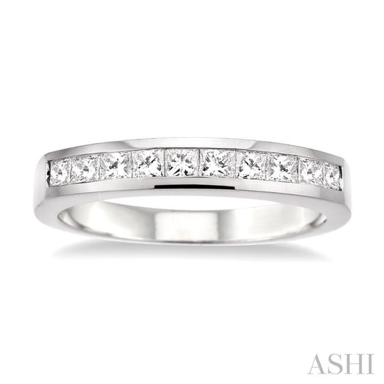 1/2 Ctw Princess Cut Diamond Wedding Band in 14K White Gold