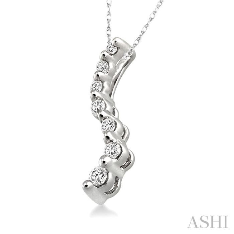 1/4 Ctw Swirl Journey Diamond Pendant in 14K White Gold with Chain