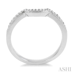 1/10 Ctw Round Cut Diamond Wedding Band in 14K White Gold