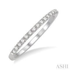 1/5 Ctw Round Cut Diamond Wedding Band in 14K White Gold