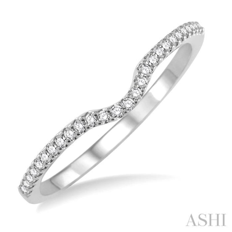 1/6 Ctw Round Cut Diamond Wedding Band in 14K White Gold