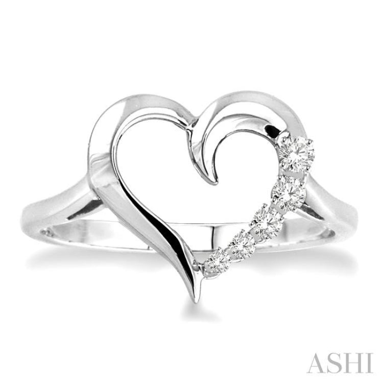 1/50 Ctw Single Cut Diamond Heart Shape Diamond Journey Ring in Sterling Silver