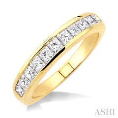 1 Ctw Princess Cut Diamond Wedding Band in 14K Yellow Gold