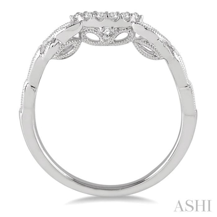 1/10 Ctw Round Cut Diamond Wedding Band in 14K White Gold