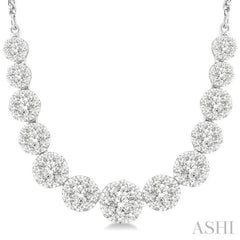 2 Ctw Round Cut Diamond Lovebright Necklace in 14K White Gold