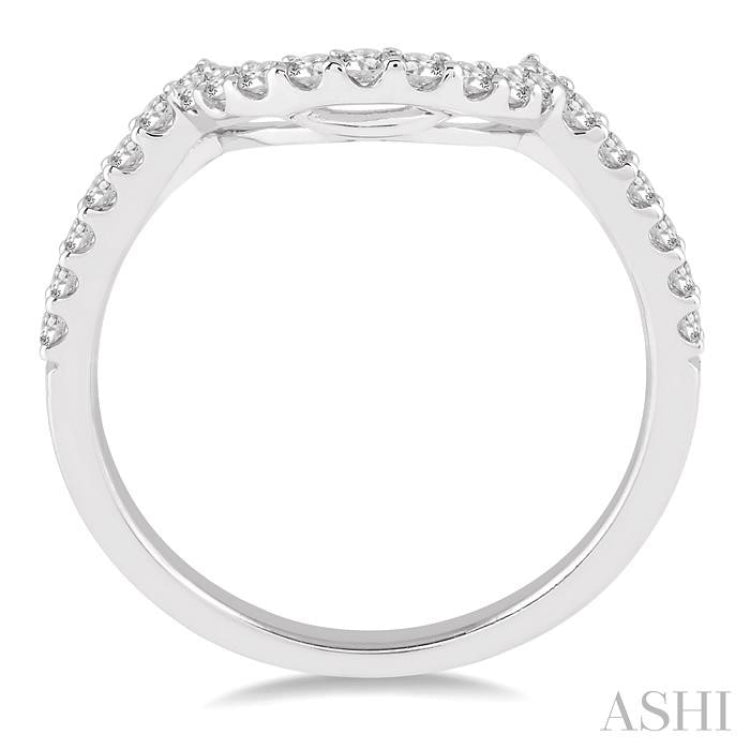 1/3 Ctw Round Cut Diamond Wedding Band in 14K White Gold