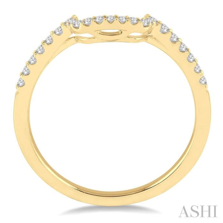 1/5 Ctw Round Cut Diamond Wedding Band in 14K Yellow Gold