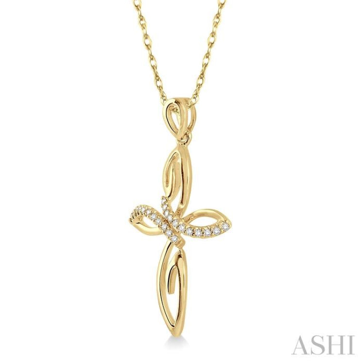 1/10 Ctw Round Cut Diamond Cross Pendant in 14K Yellow Gold With Chain