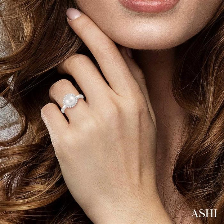 8x8 MM Round Shape Cultured Pearl and 1/5 Ctw Round Cut Diamond Ring in 14K White Gold
