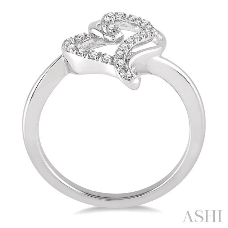 1/6 Ctw Double Heart Charm Round Cut Diamond Ladies Ring in 10K White Gold