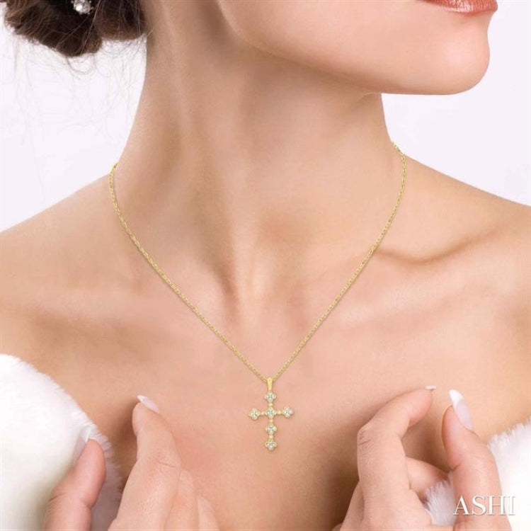 1/8 Ctw Floral Cross Round Cut Diamond Pendant With Link Chain in 10K Yellow Gold