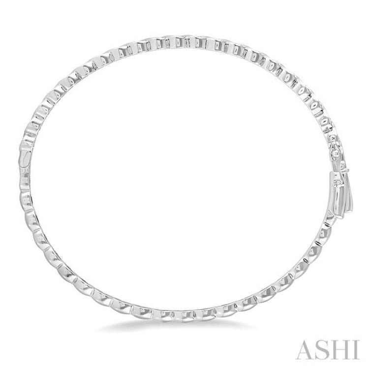 1/3 Ctw Marquise Mount Round Cut Diamond Stackable Bangle in 14K White Gold