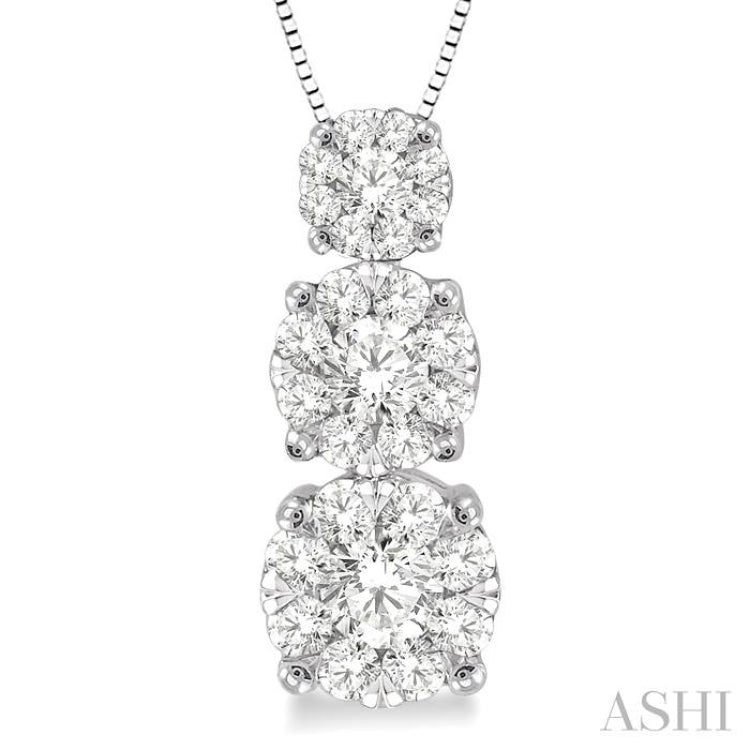 1/4 Ctw Diamond Lovebright Pendant in 14K White Gold with Chain