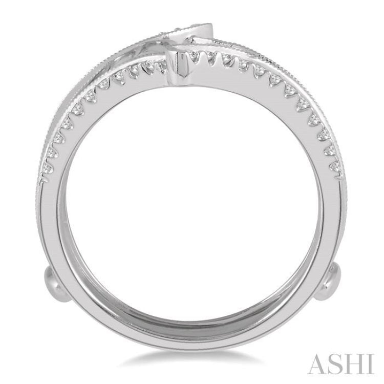 1/3 ctw Point Curve Center Round Cut Diamond Insert Ring in 14K White Gold