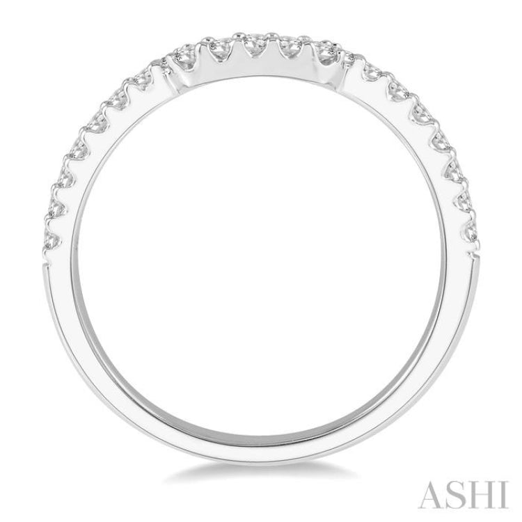 1/4 Ctw U-Shape Center Round Cut Diamond Wedding Band in 14K White Gold