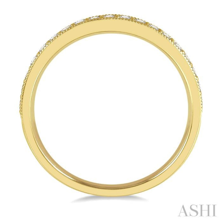 1/3 ctw Round Cut Diamond Wedding Band in 14K Yellow Gold