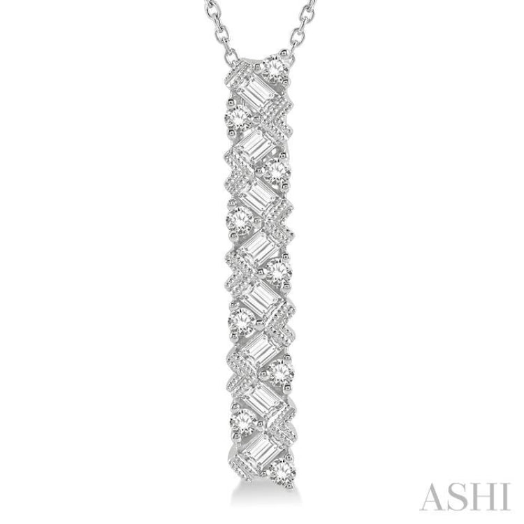 1/2 Ctw Zigzag Baguette and Round Cut Diamond Bar Pendant With Chain in 14K White Gold