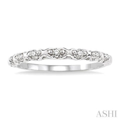 1/20 Ctw Round Cut Diamond Wedding Band in 14K White Gold