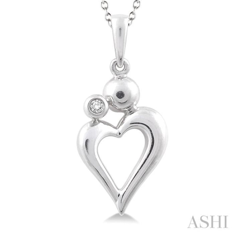 1/50 Ctw Round Cut Diamond Heart Pendant in Sterling Silver with Chain