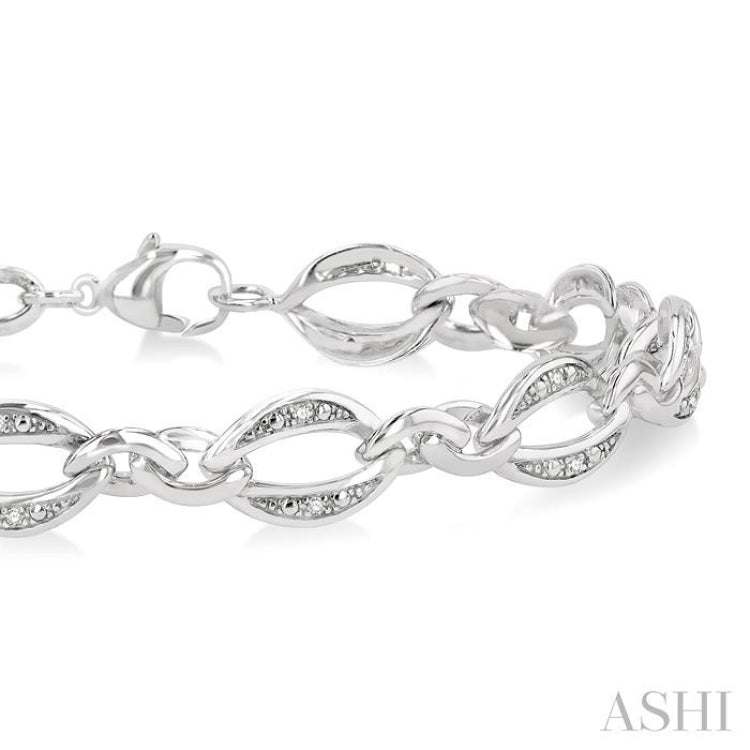 1/10 Ctw Round Cut Diamond Infinity Bracelet in Sterling Silver