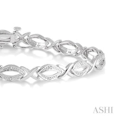 1/10 Ctw Round Cut Diamond Swirl bracelet in Sterling Silver