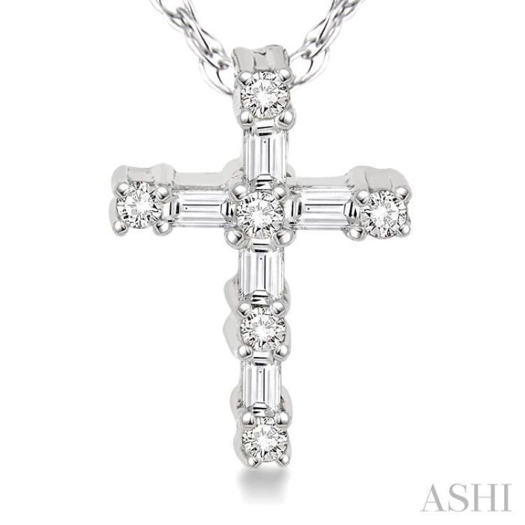 1/20 Ctw Round Cut Diamond Cross Pendant in 10K White Gold with Chain