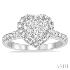 1/2 Ctw Round Cut Diamond Heart Shape Lovebright Ring in 14K White Gold